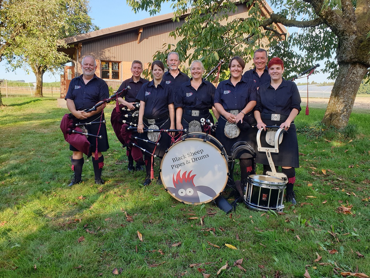 Black_Sheep_Pipers_2021